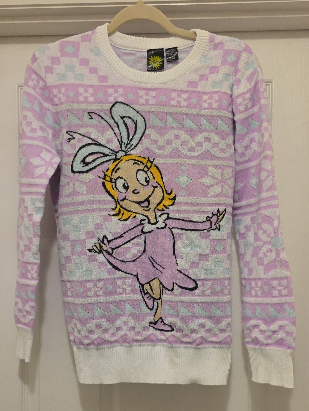 Betty Lou Who Graphic Crewneck Sweater Size L